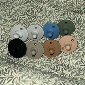 Ryan & Rose Pacifier Bundle of 8 Cutie Pats